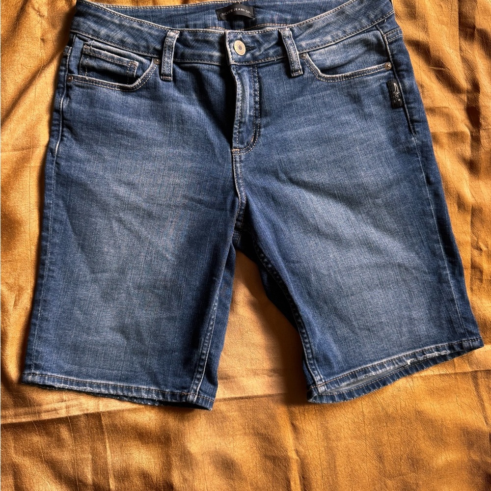 Silver Jeans Mid-Rise Denim Bermuda Shorts in Blue Wash